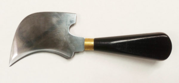 QUARTER MOON KNIFE