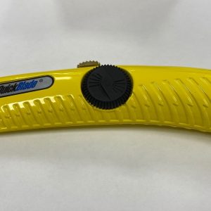 RETRACTABLE KNIFE WITH COMFORT GRIP