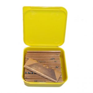 100 HEAVY DUTY TRIMMING BLADES IN PLASTIC BOX