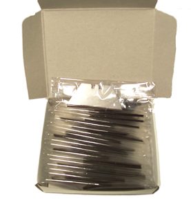 200 MEDIUM DUTY BLADES IN CELLO WRAP
